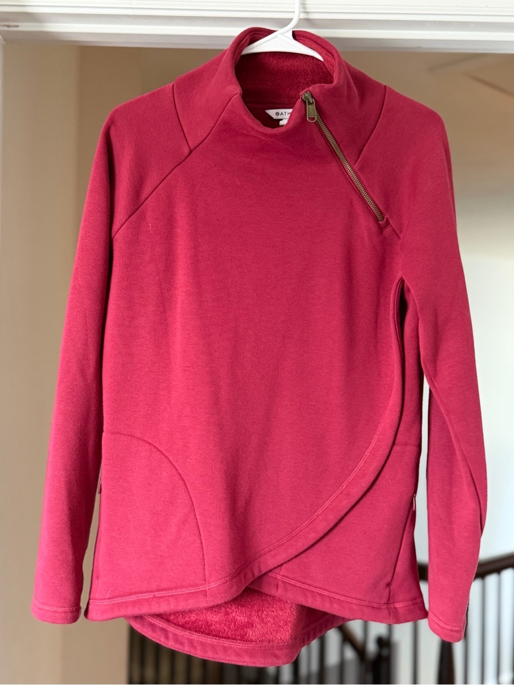 Athleta Cozy Karma Asym Pullover Fleece Sweatshirt Pink Small
